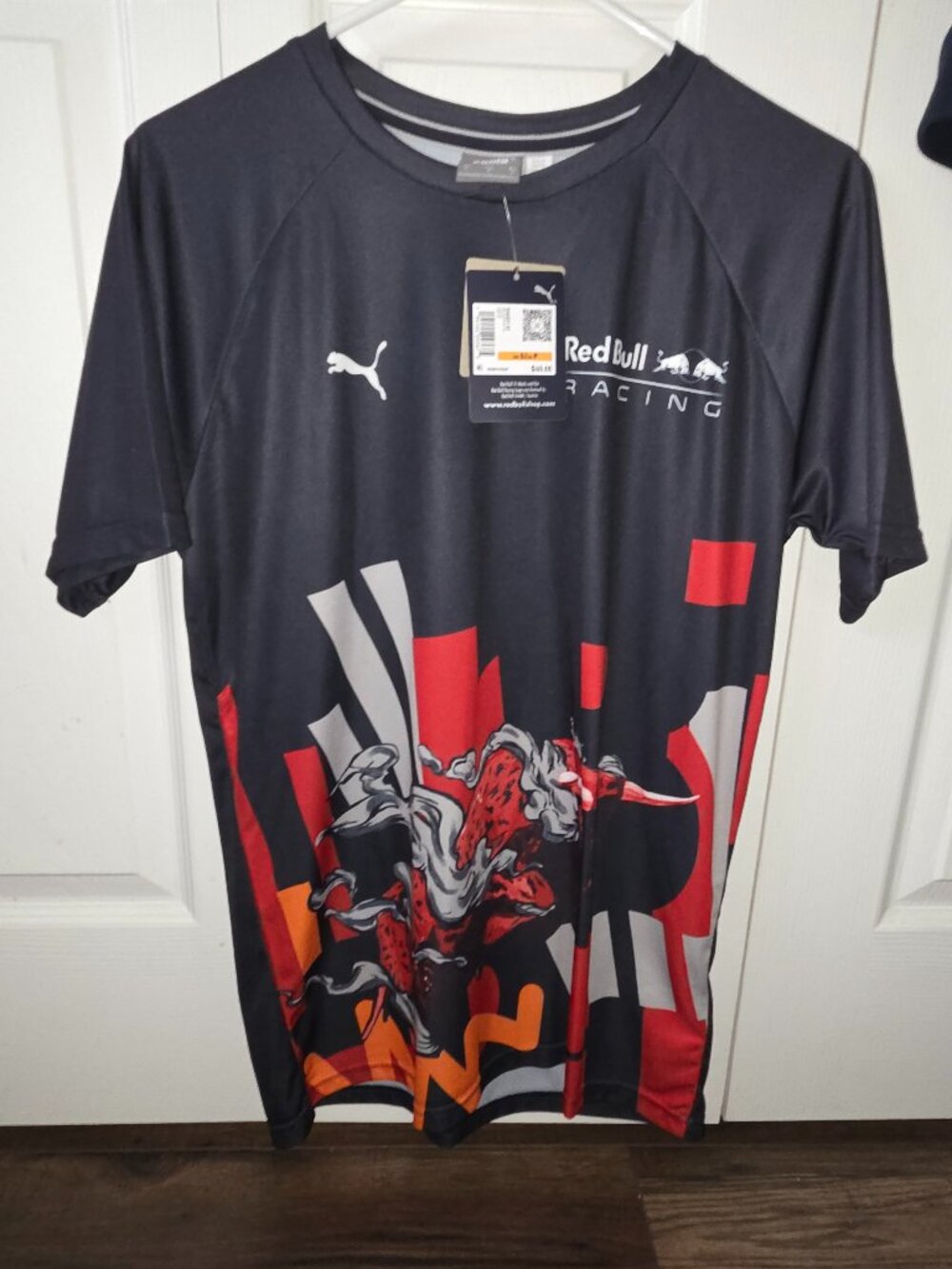 RedBull racing logo puma tshirt size S